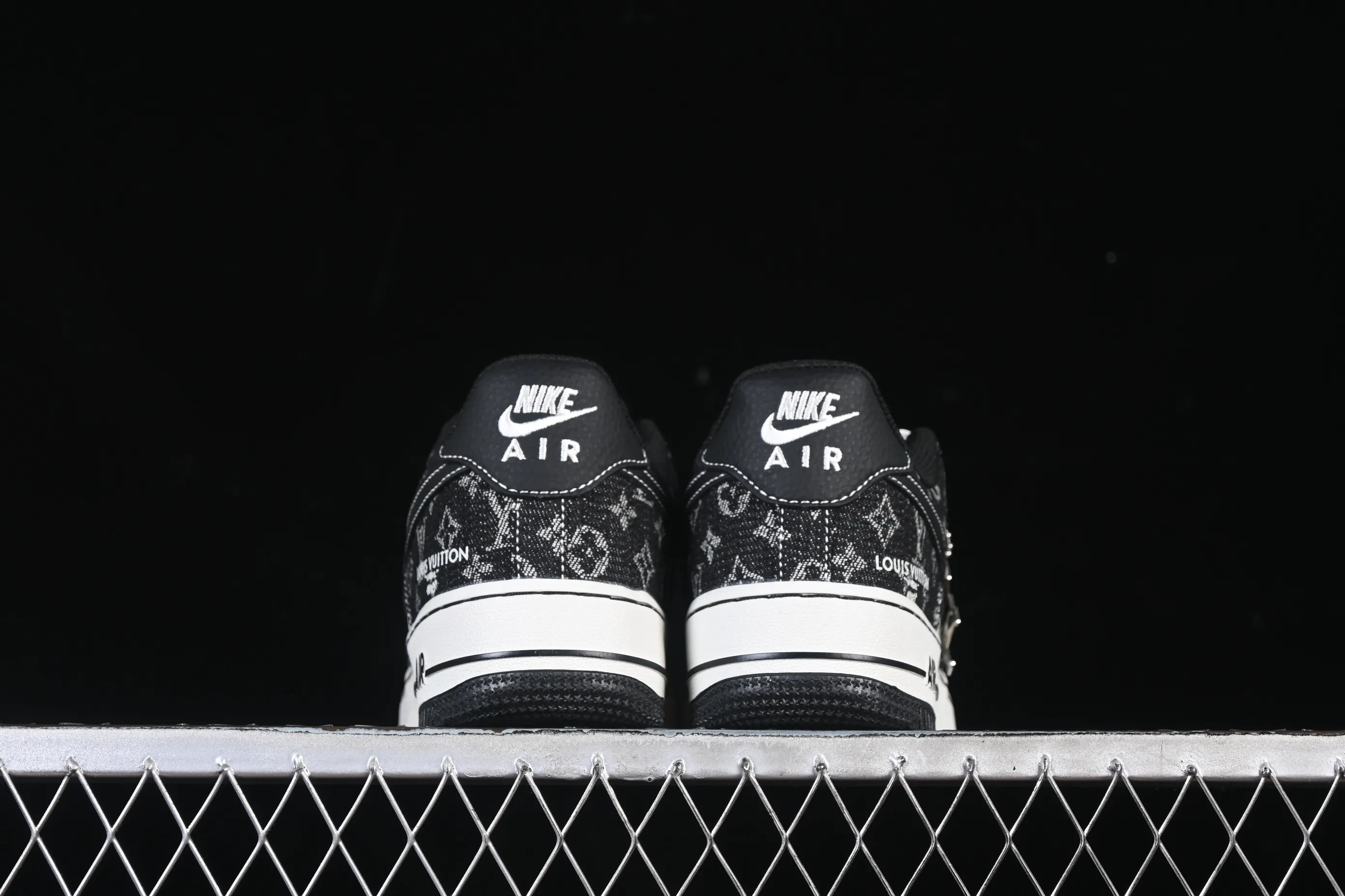 All categories Nk Air Force 1 Air Force series Nk Air Force 1 Low Air Force low-top Nike Air Force 1'07 Low LV joint white and black denim Air Force 1 low-top casual sneakers NH0601-579